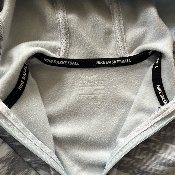 Nike 6/9 month Jacket | Dri-Fit | hooded jacket | Gary camo - Picture 5 of 6